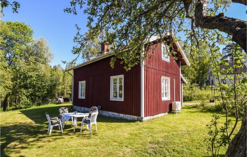 Nice Home In Munkedal With Lake View