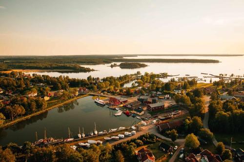 Perssons i Backens Pensionat-s Vandrarhem & Rum